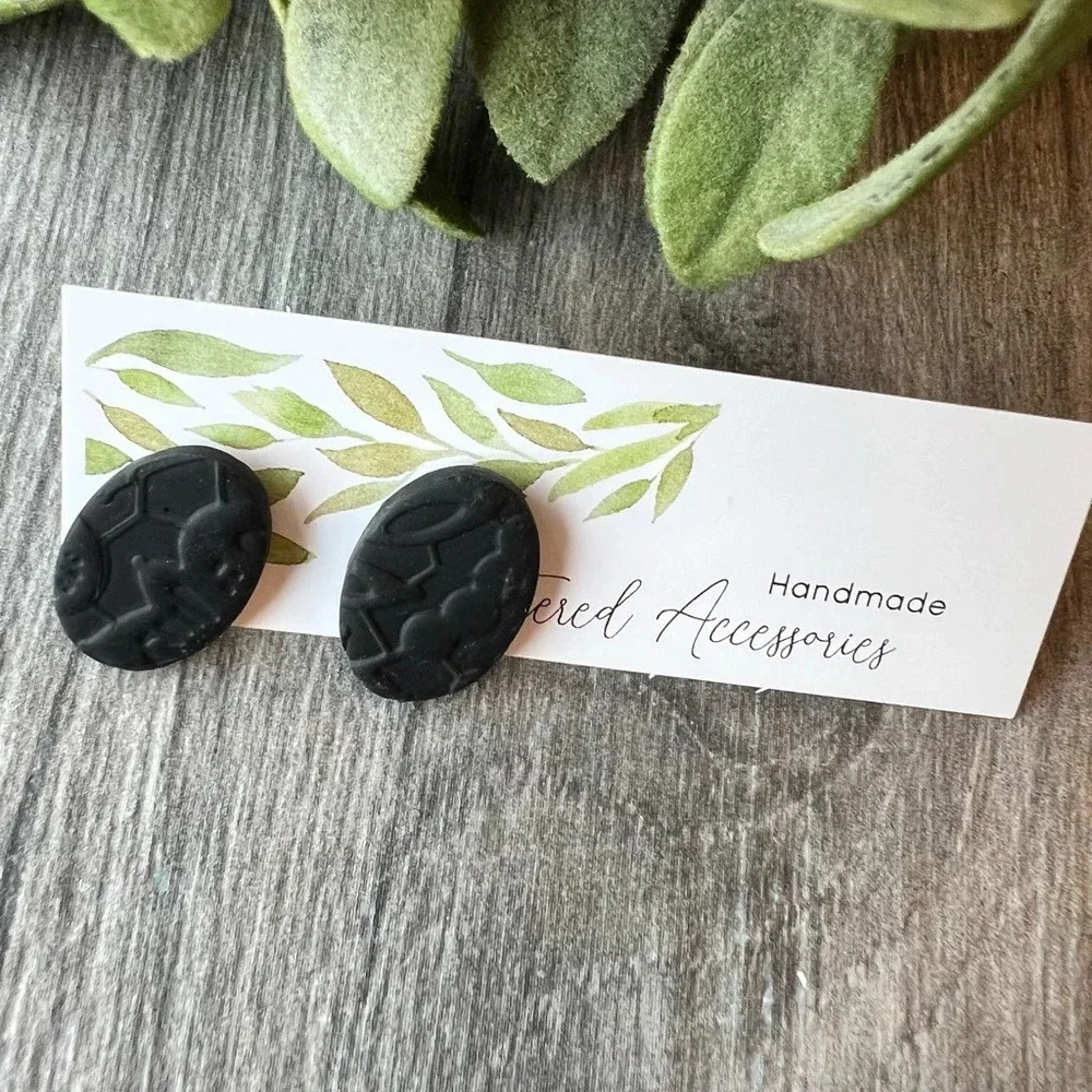 2/$10 Handmade- Lace Pattern Stud